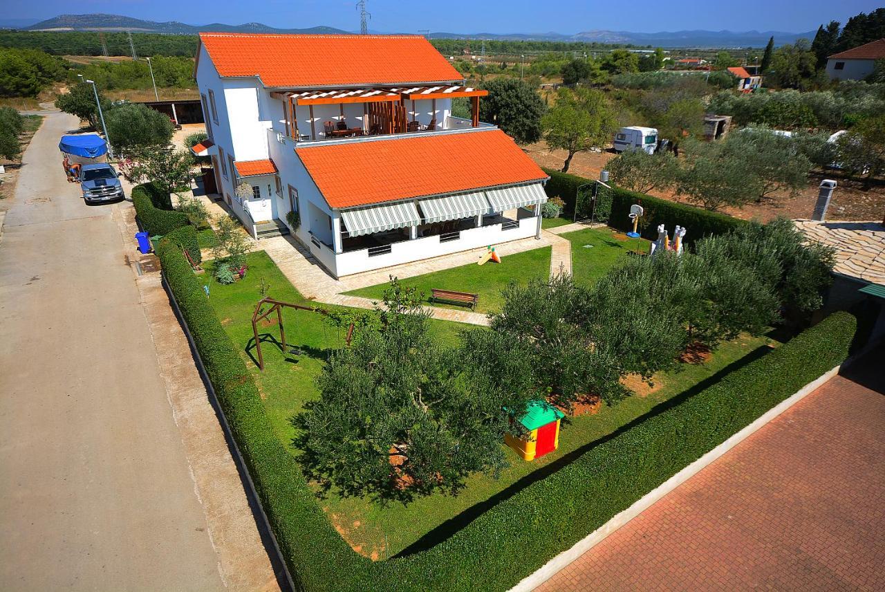 Apartments Belegrata بيوغْغاد نا موغو المظهر الخارجي الصورة