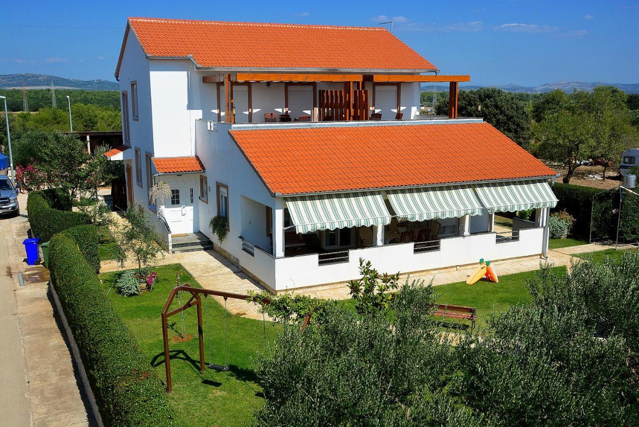Apartments Belegrata بيوغْغاد نا موغو المظهر الخارجي الصورة